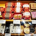 板橋名產少女A李亭香平安龜黃金龜DSC05626-2.jpg