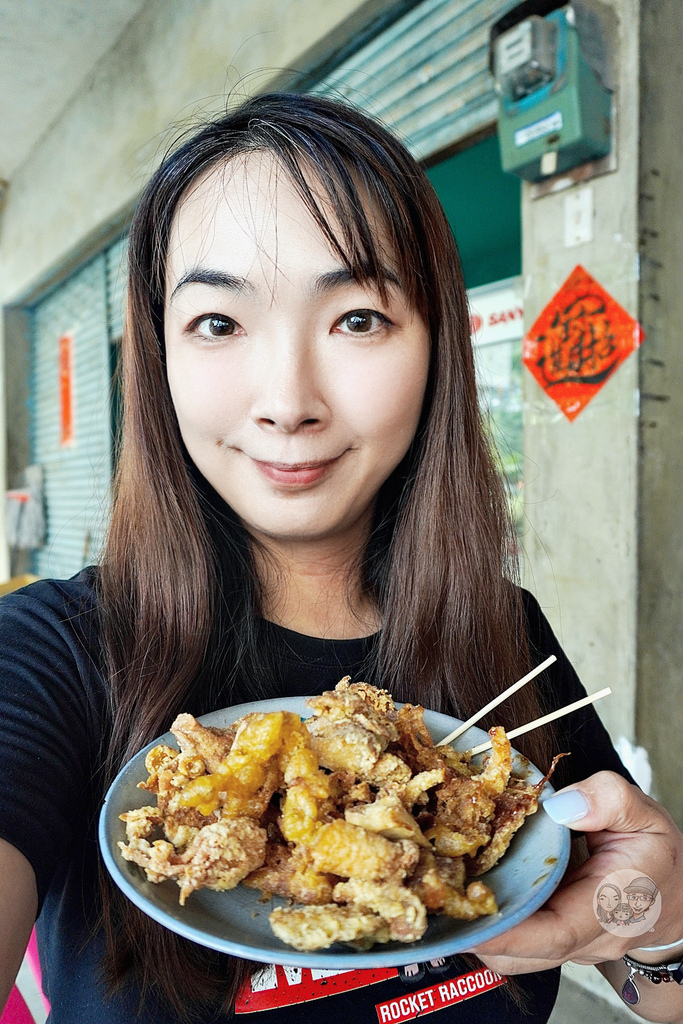 台中新社高CP值炸物，產地鮮菇銅板價大份量綜合菇，看花海順道