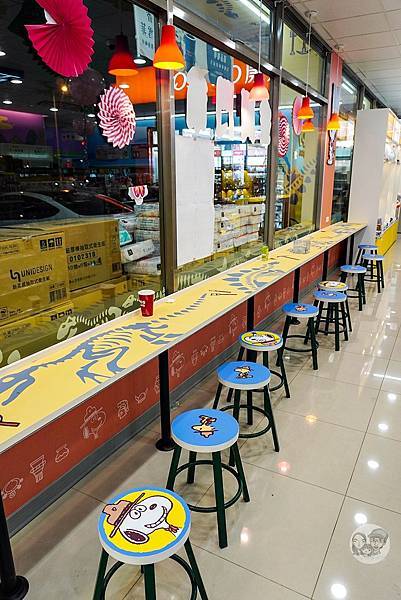台中太平7-ELEVEN X考古恐龍史努比主題店DSC00892-2.jpg