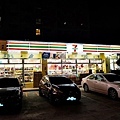 台中太平7-ELEVEN X考古恐龍史努比主題店DSC00932-2.jpg