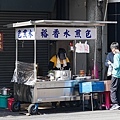 台中銅板美食裕香水煎包景中社花海DSC04785-2.jpg