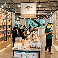 南投新景點日月町TSUTAYA BOOKSTOREDSC03107-2.jpg