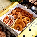 台中新店北區美食小雞上樓榮華富櫃店韓式炸雞DSC03127.JPG