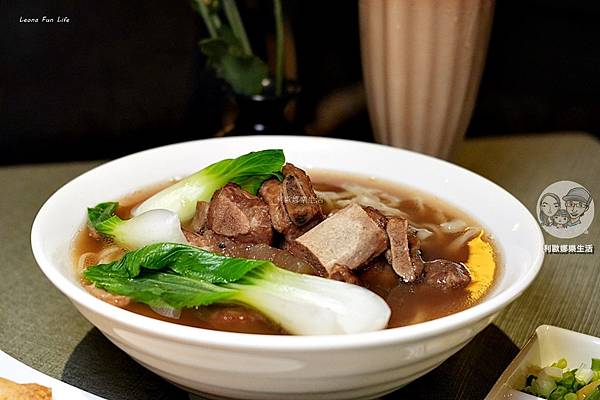 新北美食 大板根溫泉度假酒店板根咖啡牛肉麵調酒DSC07841.JPG