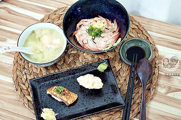 台中北區美食炙鮭丼飯炙燒壽司鮭魚DSC08530.JPG