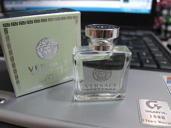 versace 香韻.JPG