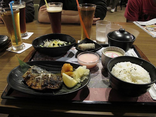 櫻井家 應該是鹽烤鯖魚.JPG 櫻井家 應該是鹽烤鯖魚.JPG