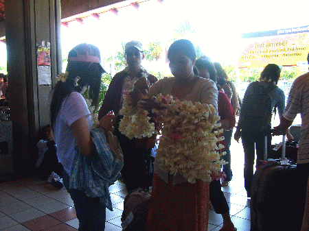 09.贈送觀光客花圈