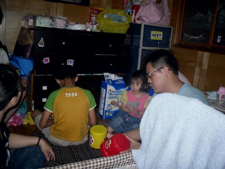 2012.05.19-03跟鐙毅與他姊姊