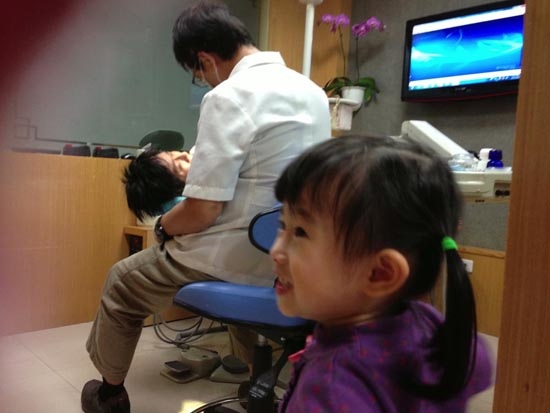2013.04.25-03.JPG
