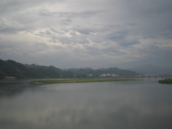 石岡壩風景