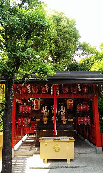 049.地主神社.jpg