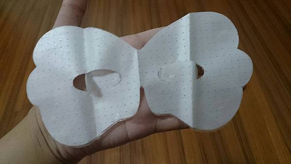 晶亮緊緻眼膜_3631.jpg 試用