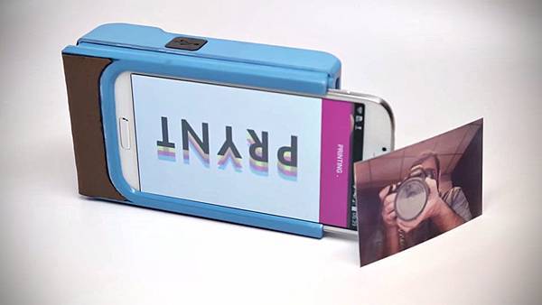 Prynt-Smartphone-Instant-Camera-Case-image-2.jpg