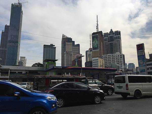 Makati上班時段塞車 Makati上班時段塞車