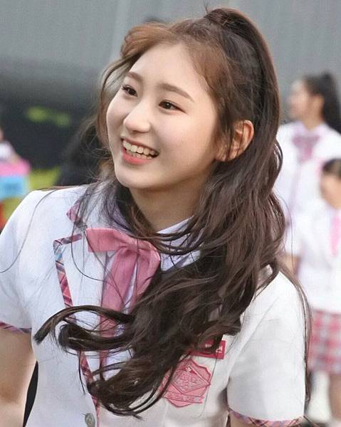 chaeyeon.jpg