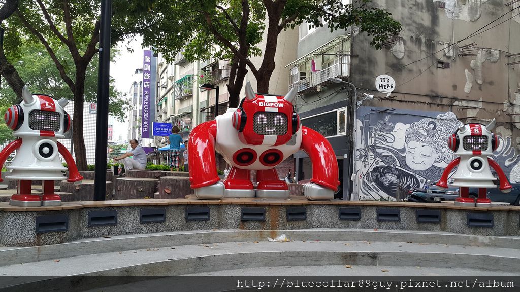 公共裝置藝術 18 公共裝置藝術 18