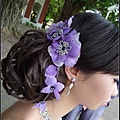 紫色浪漫婚紗的頭飾