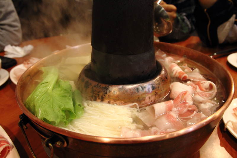 食記 台中松花江東北酸菜白肉鍋 柔藍食單 痞客邦
