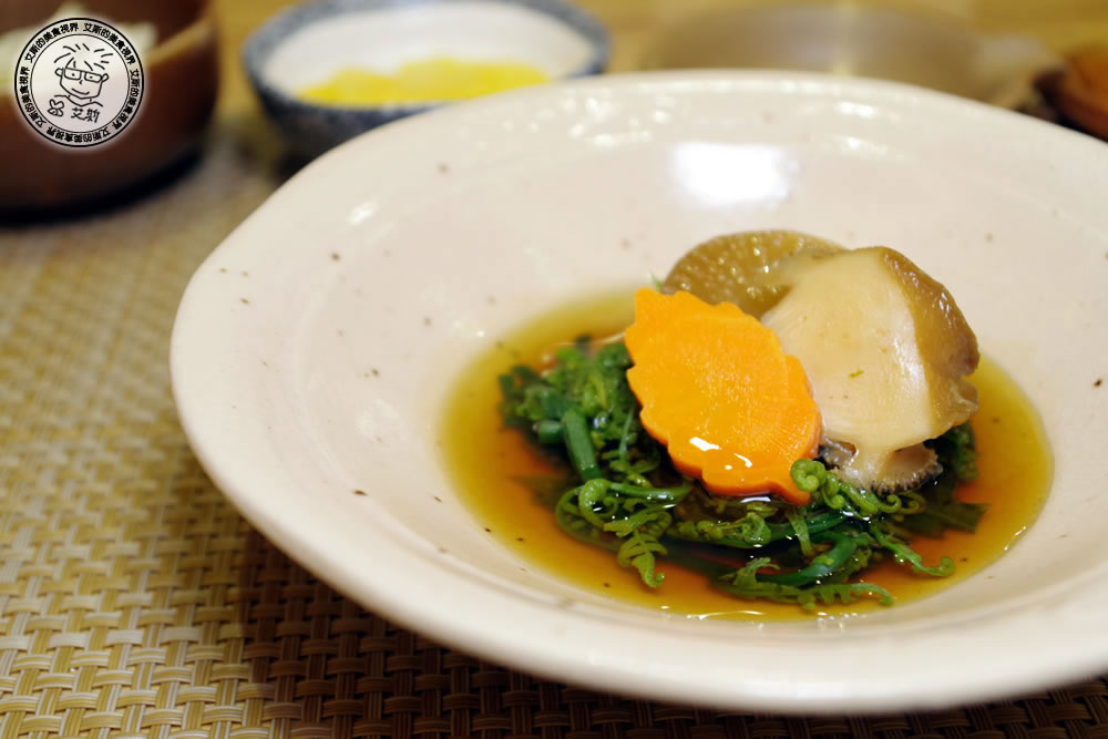 1200-2.jpg 1200-2.jpg