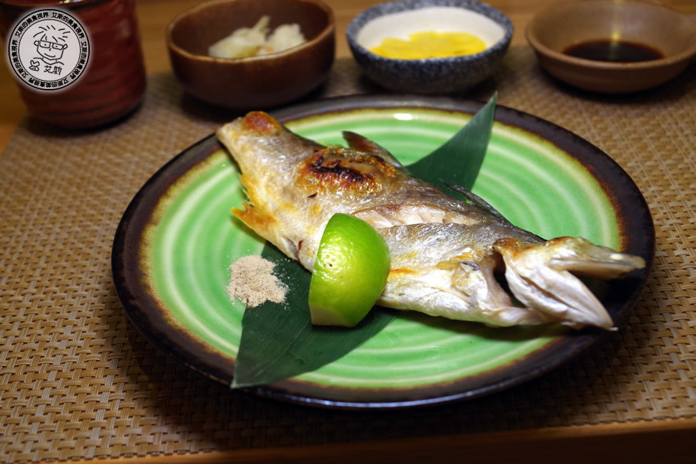 1200-4.jpg 1200-4.jpg