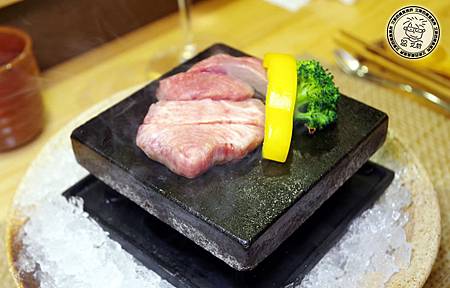 1600-51.jpg 1600-51.jpg