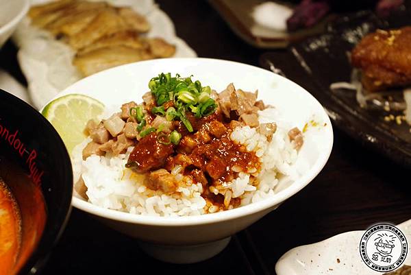 辣味噌叉燒丼.jpg