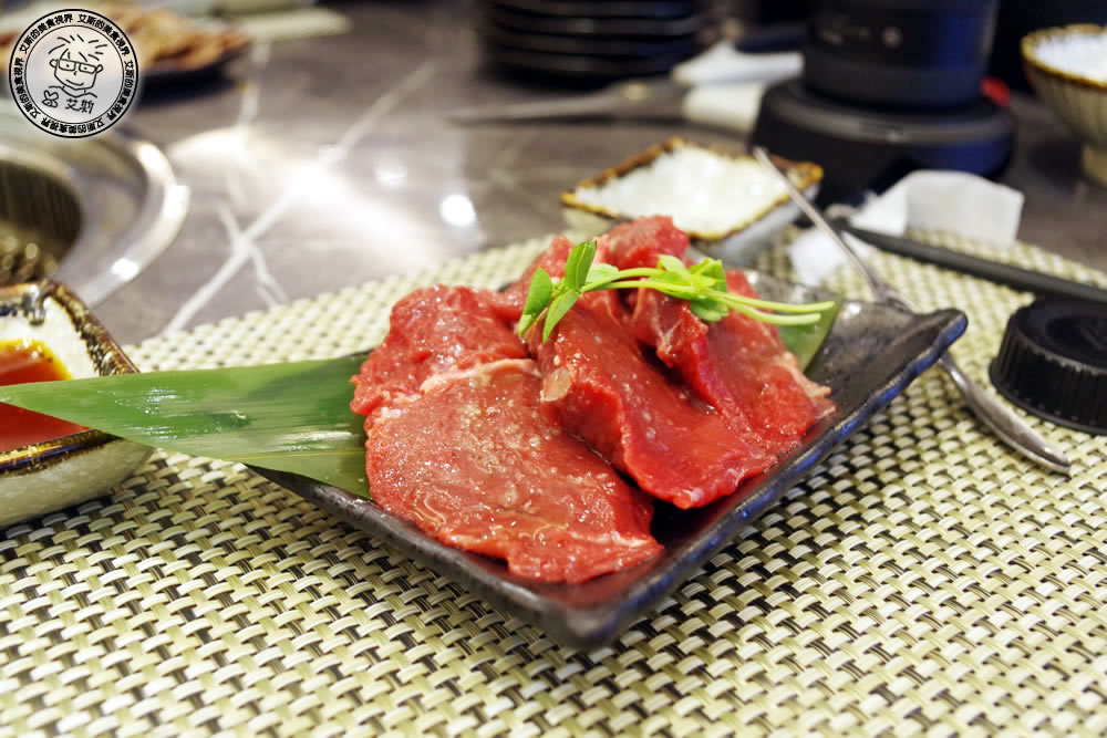 8料理-肉1.jpg