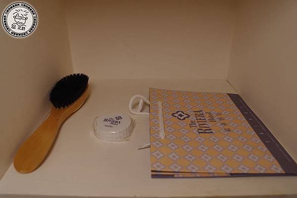 房間2-3.jpg 房間2-3.jpg