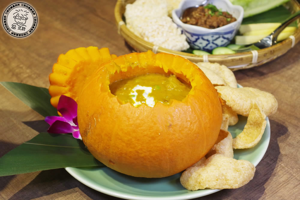 3南瓜包著牛1.jpg 3南瓜包著牛1.jpg