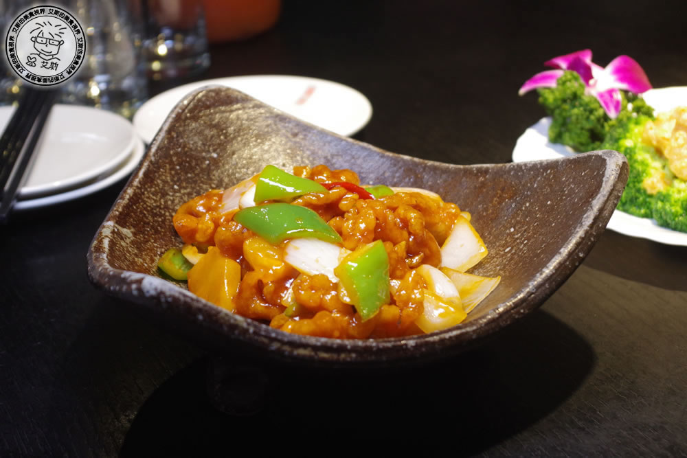 5鳳梨咕嚕肉.jpg 5鳳梨咕嚕肉.jpg