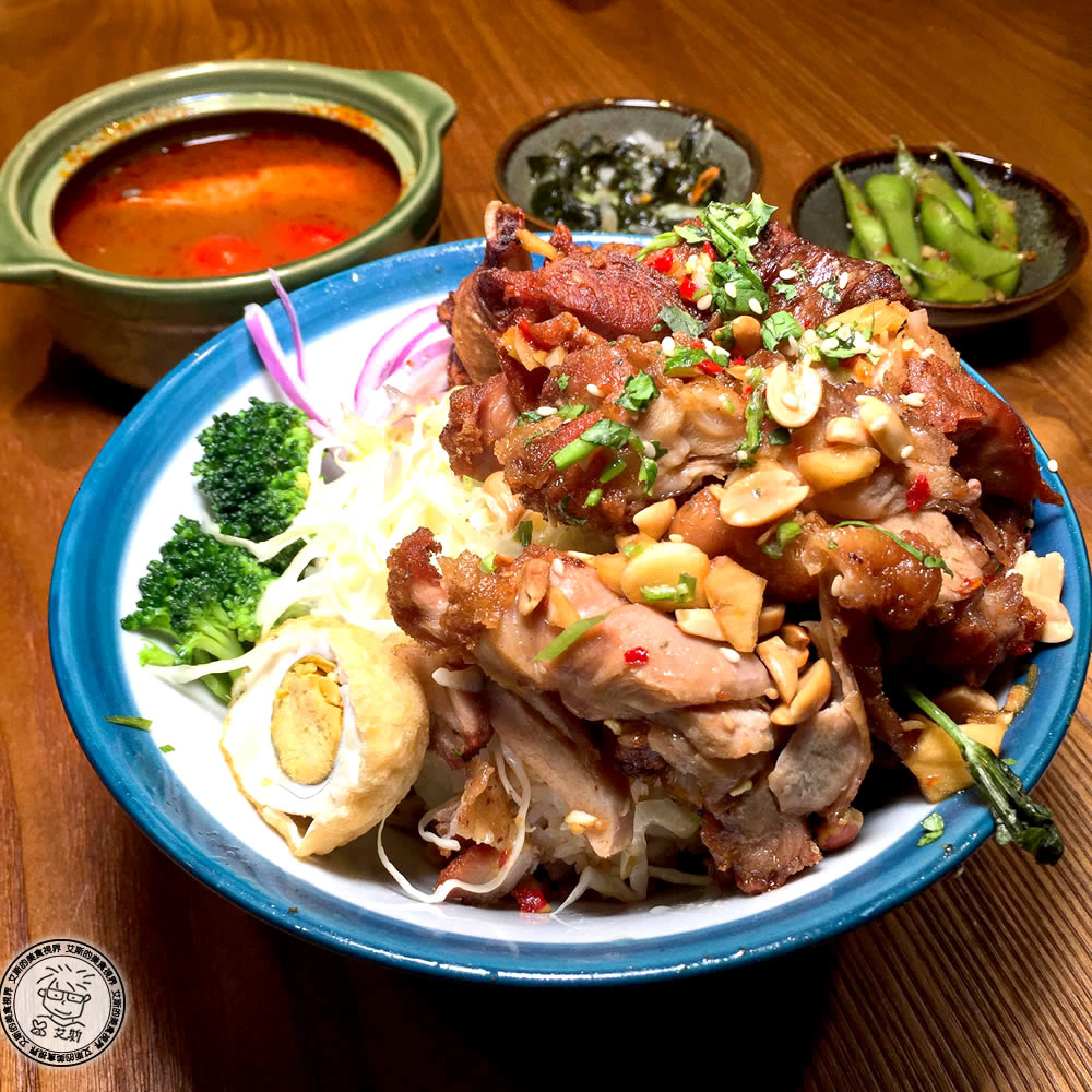0新光三越A11B2-5(巨無霸椒麻雞腿飯).jpg 0新光三越A11B2-5(巨無霸椒麻雞腿飯).jpg
