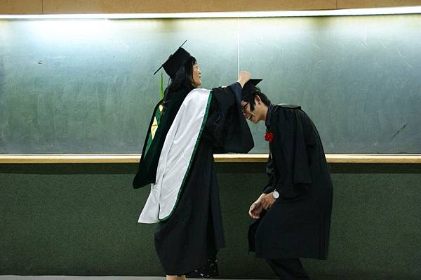 長得高就要彎得低