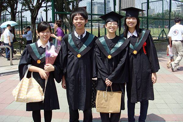 團長和她的派大星