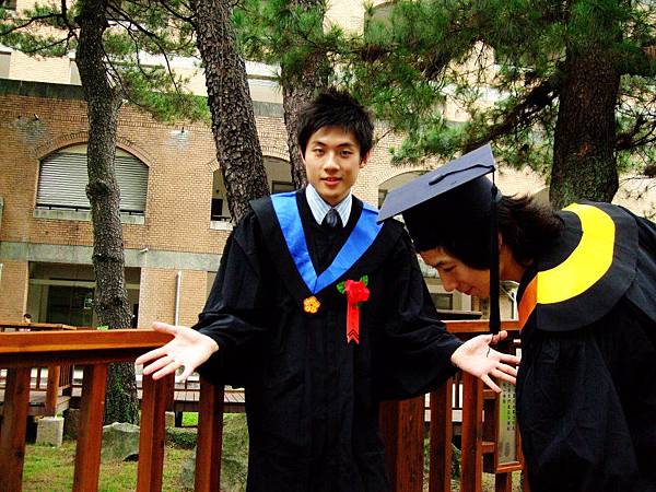 互尬風采的兩人:P