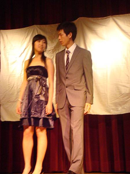 直屬學弟妹加袍