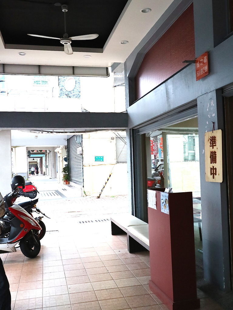 IMG_3229.JPG IMG_3229.JPG