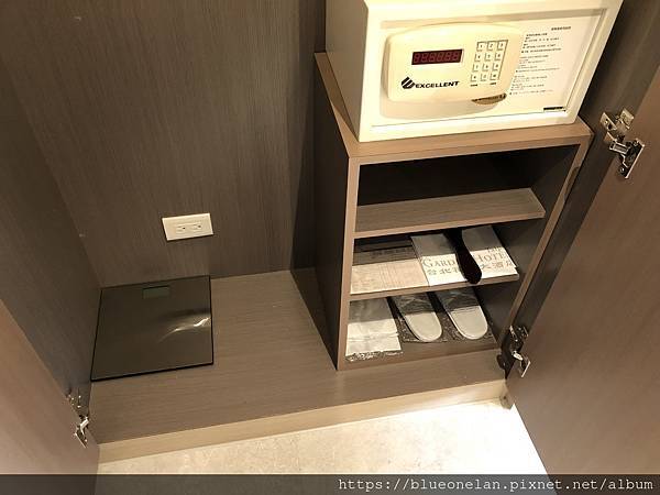 IMG_2370.JPG IMG_2370.JPG