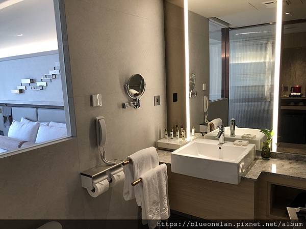 IMG_2380.JPG IMG_2380.JPG