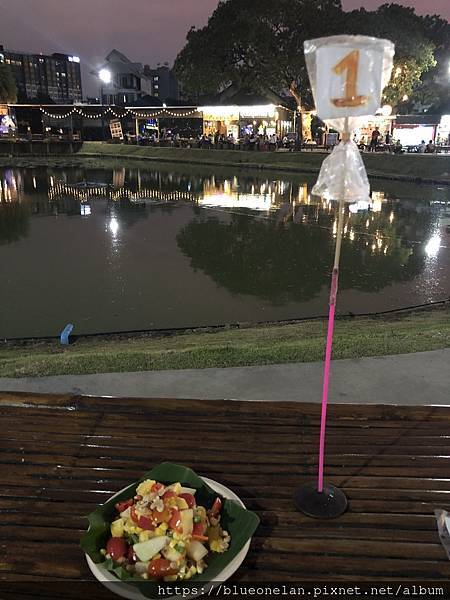 泰國清邁逛夜市-Kadmanee Market กาดมณี 泰國清邁逛夜市-Kadmanee Market กาดมณี