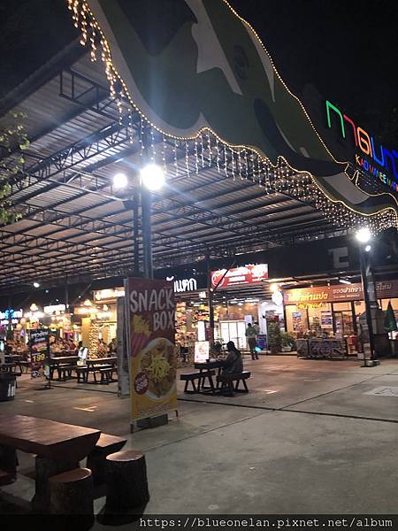 泰國清邁逛夜市-Kadmanee Market กาดมณี 泰國清邁逛夜市-Kadmanee Market กาดมณี