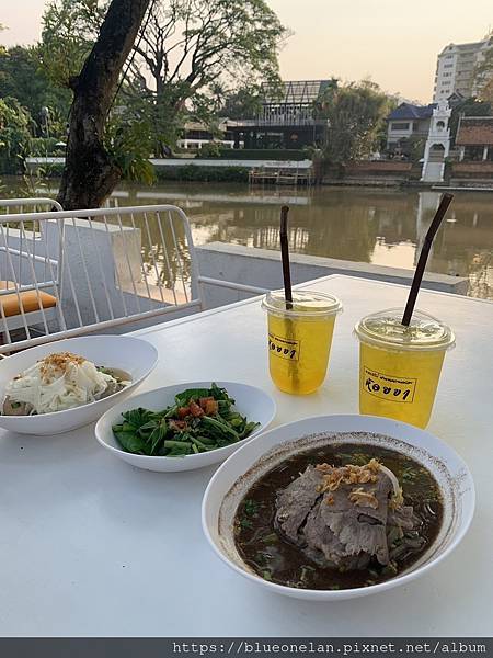 清邁河邊吃船麵-Hoi Khaa Rim Ping nood 清邁河邊吃船麵-Hoi Khaa Rim Ping nood