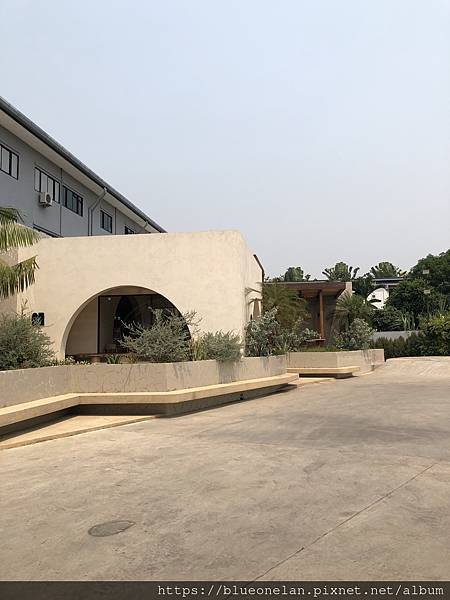 清邁喝咖啡-The Arc Cafe and Surf Sk