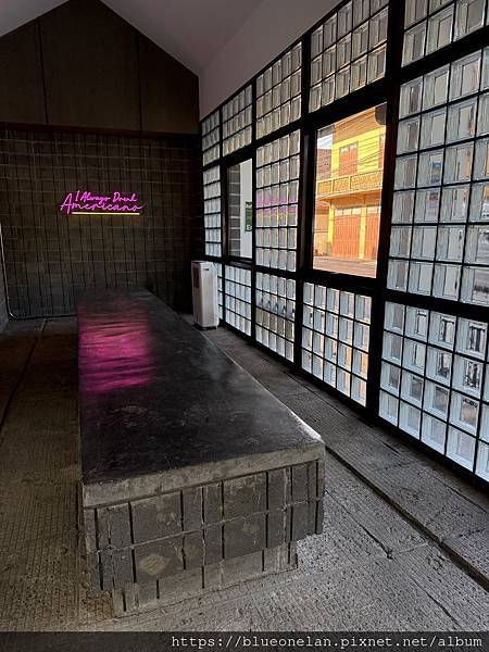 南奔喝咖啡-Black to Basic 南奔喝咖啡-Black to Basic