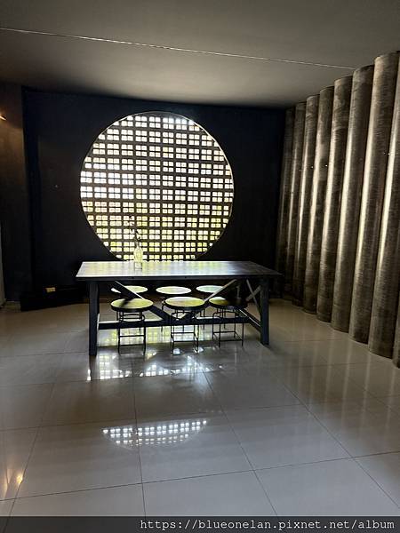 南奔喝咖啡-Black to Basic 南奔喝咖啡-Black to Basic