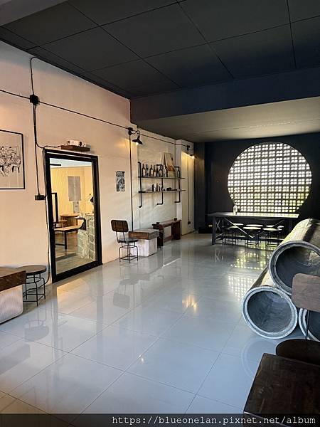 南奔喝咖啡-Black to Basic 南奔喝咖啡-Black to Basic