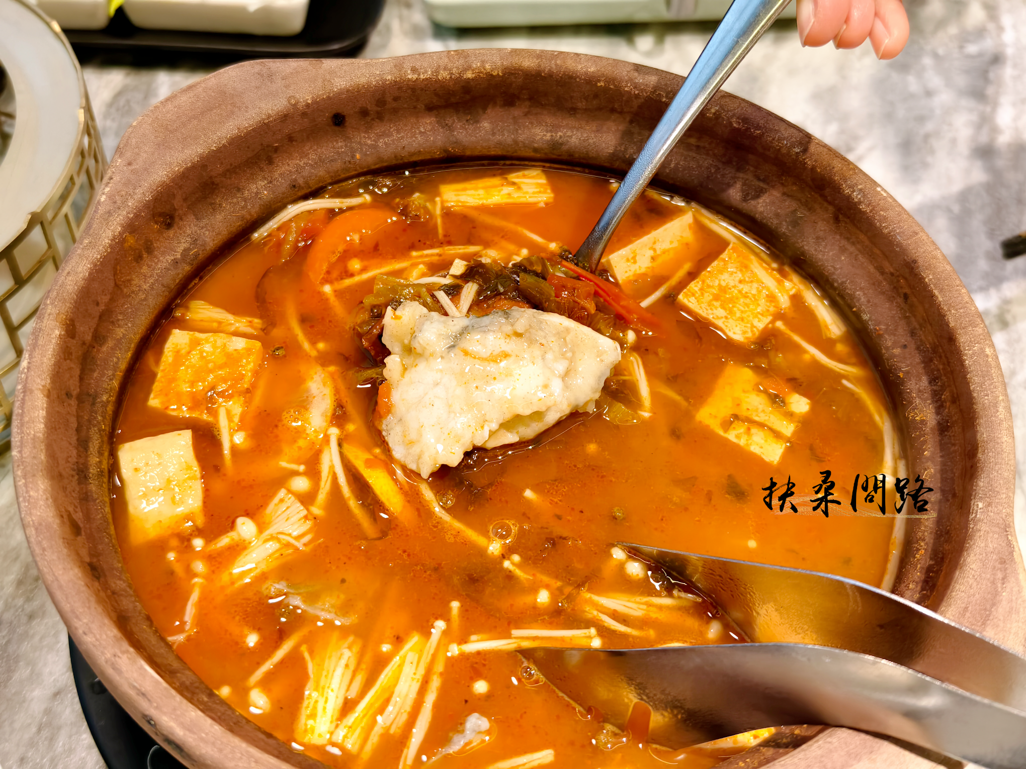 【新竹美食】享鴨新竹北大店｜酥脆多汁的櫻桃鴨｜兩個人也可以吃