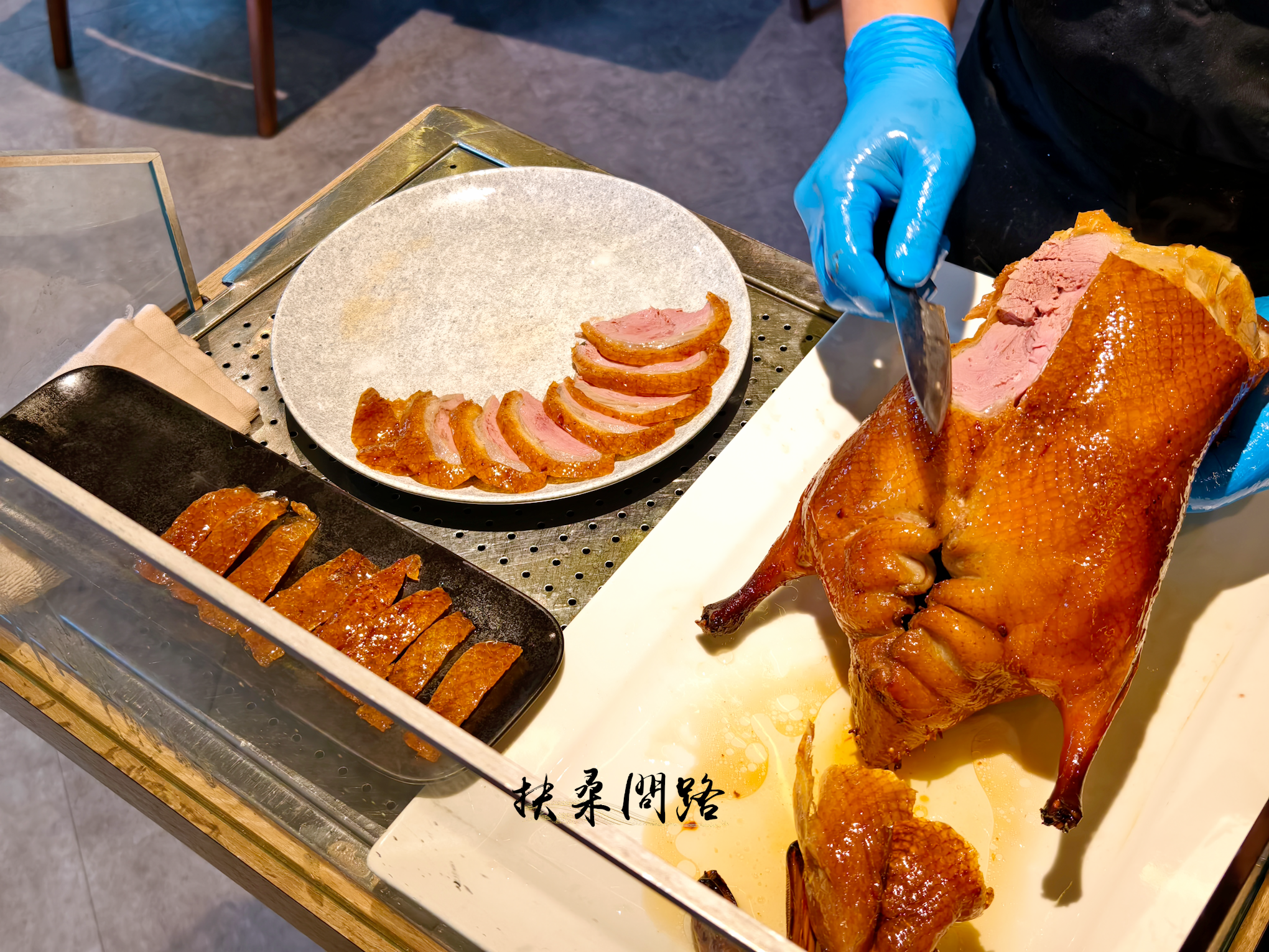 【新竹烤鴨廳餐推薦】享鴨新竹北大店｜酥脆多汁的櫻桃鴨｜兩個人