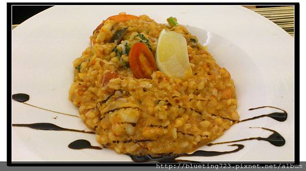 新竹竹北《斑馬 ZEBRA》輕辣番茄海鮮燉飯