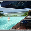 關島《希爾頓飯店Hilton Guam Resort & Spa》游泳池 3.jpg
